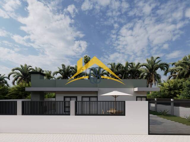 #138 - Casa para Venda em Itapoá - SC